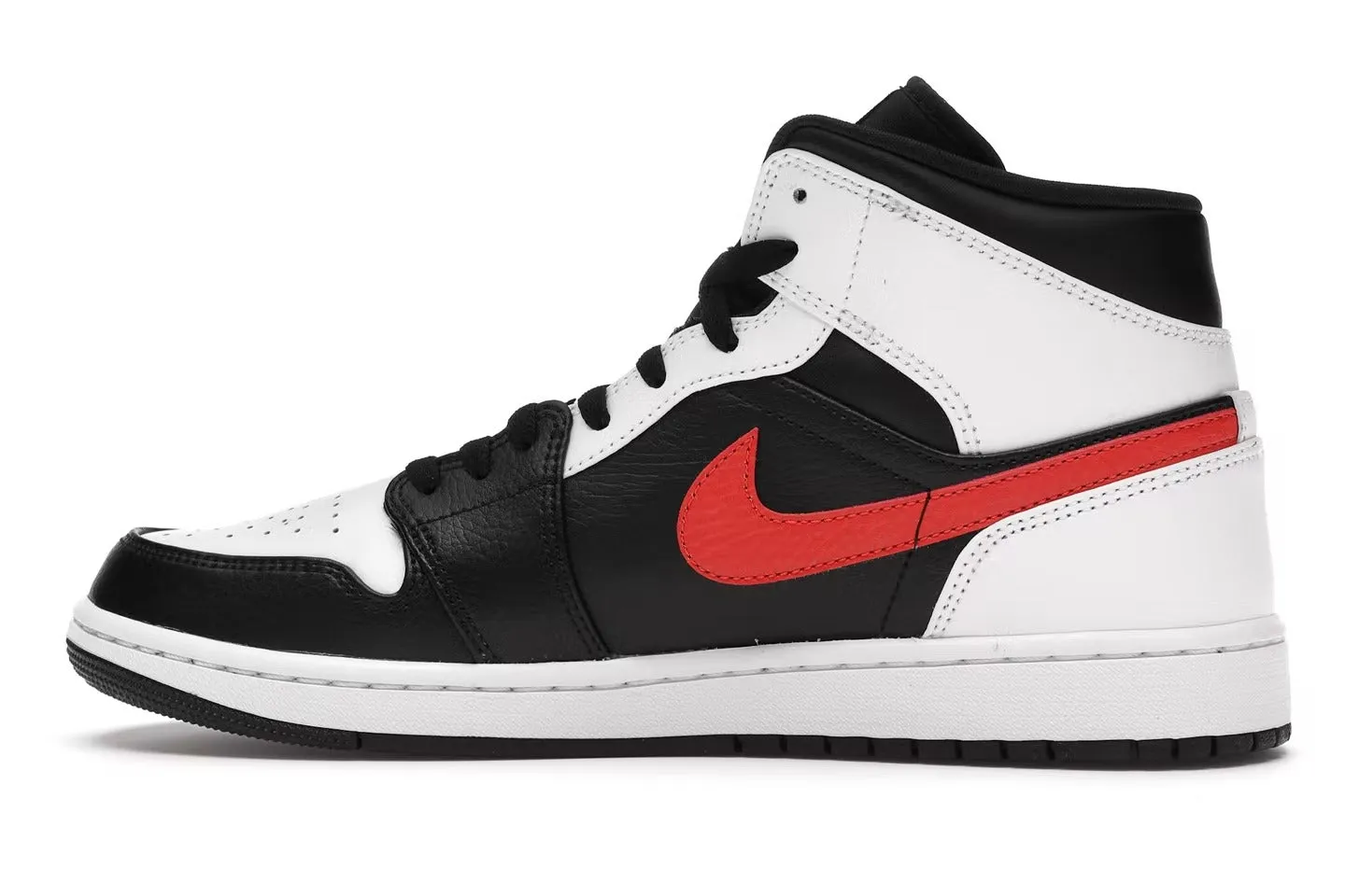Air Jordan Retro 1 Mid "Chile Red"