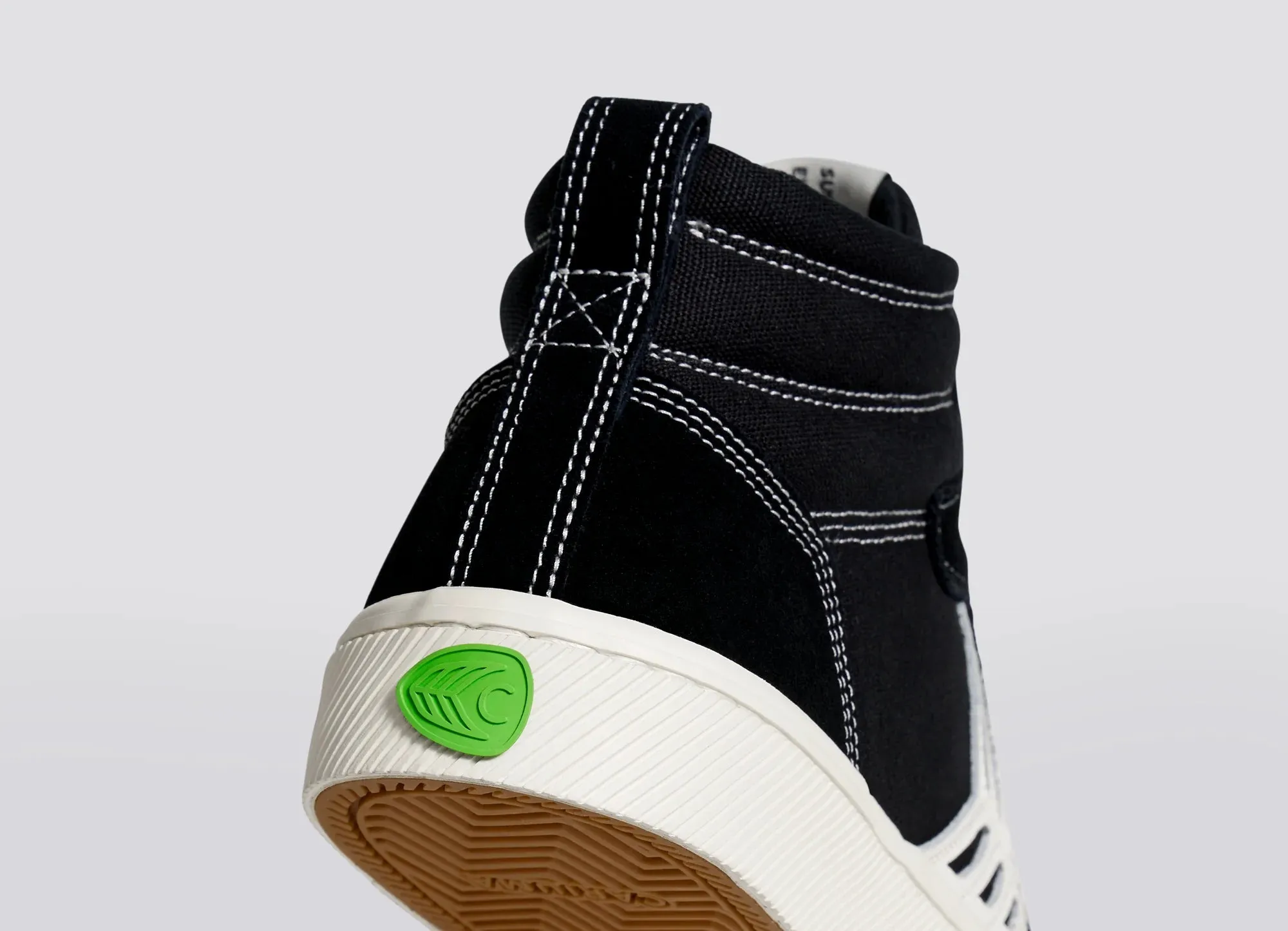 Cariuma CATIBA PRO High Black Suede And Canvas