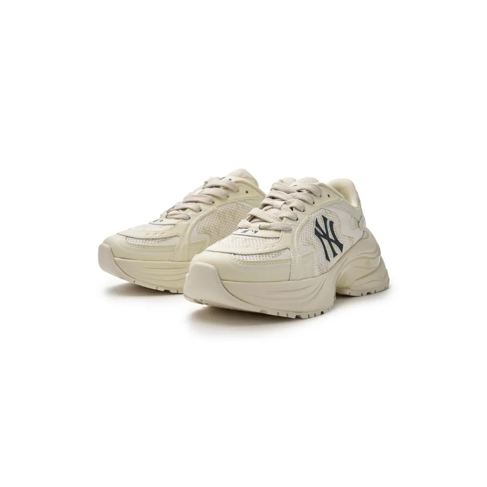 Curve Runner Monogram New York Yankees