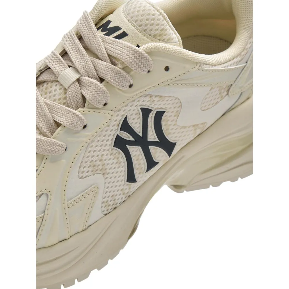 Curve Runner Monogram New York Yankees