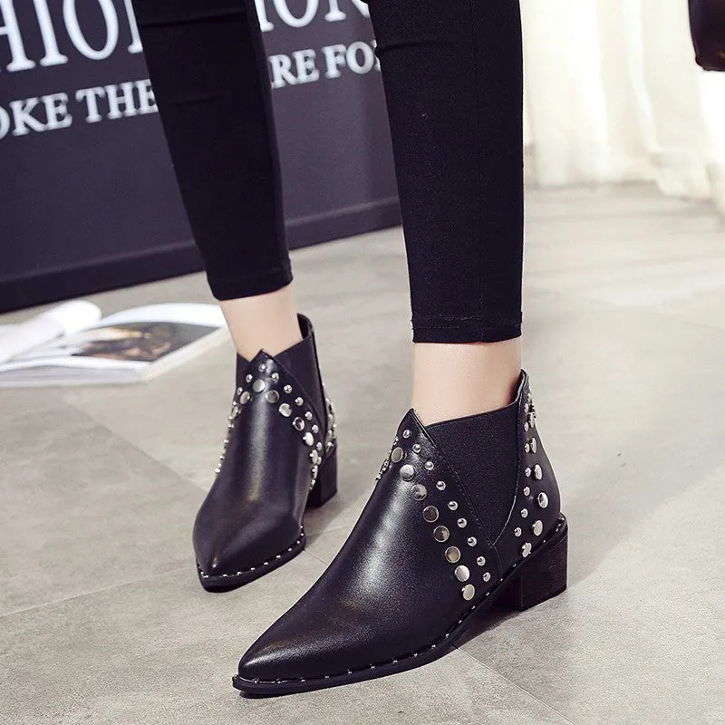Gorgeous PU Leather Pointed Toe Low Heels Slip On Ladies Casual Shoes