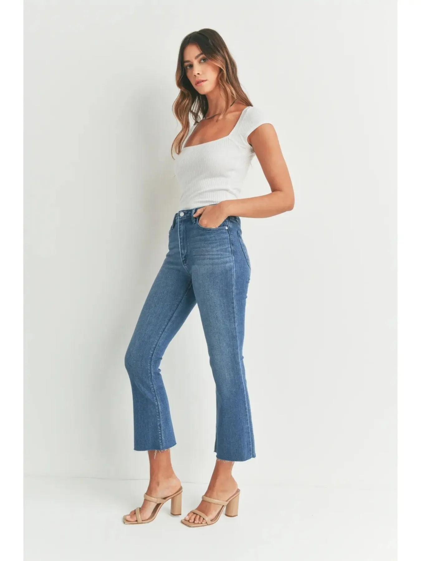 HR Tonal Cropped Flare Jeans