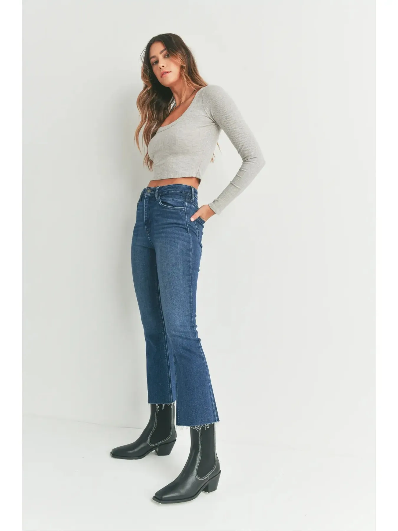 HR Tonal Cropped Flare Jeans