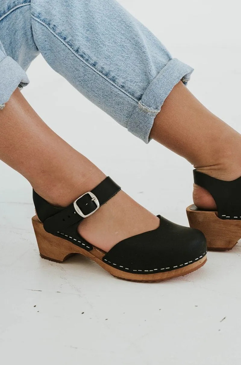 MIA Sofia Clog-Black