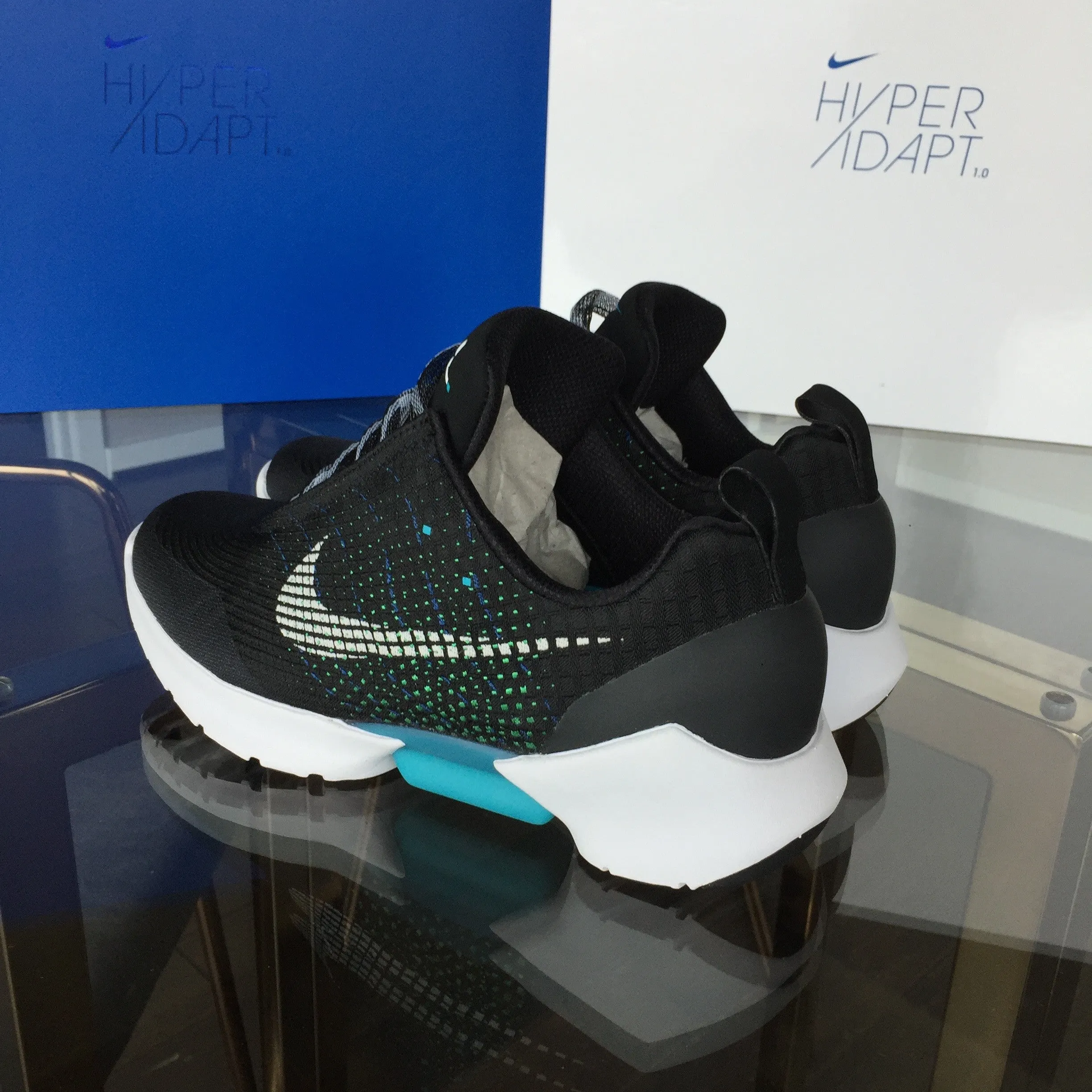 Nike - Hyper Adapt 1.0 Black OG