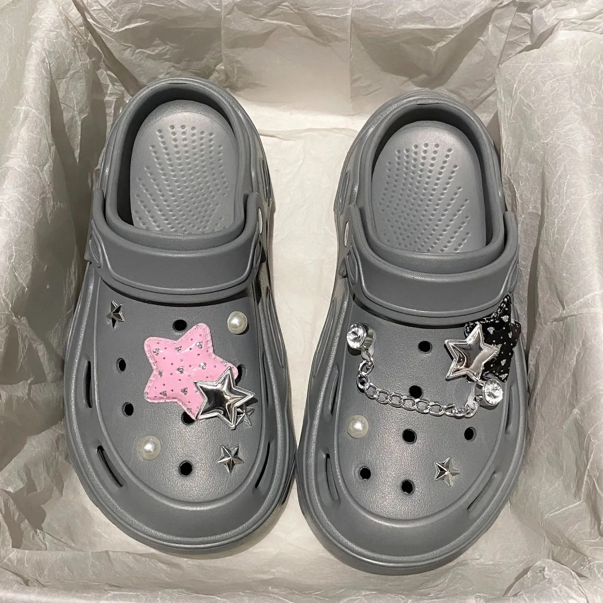 Sohiwoo Women's Hole Shoes Y2K Thick Soled High Heels Garden Shoes Summer Anti Slip Accessories Hole Shoes Beach Sandals Slippers