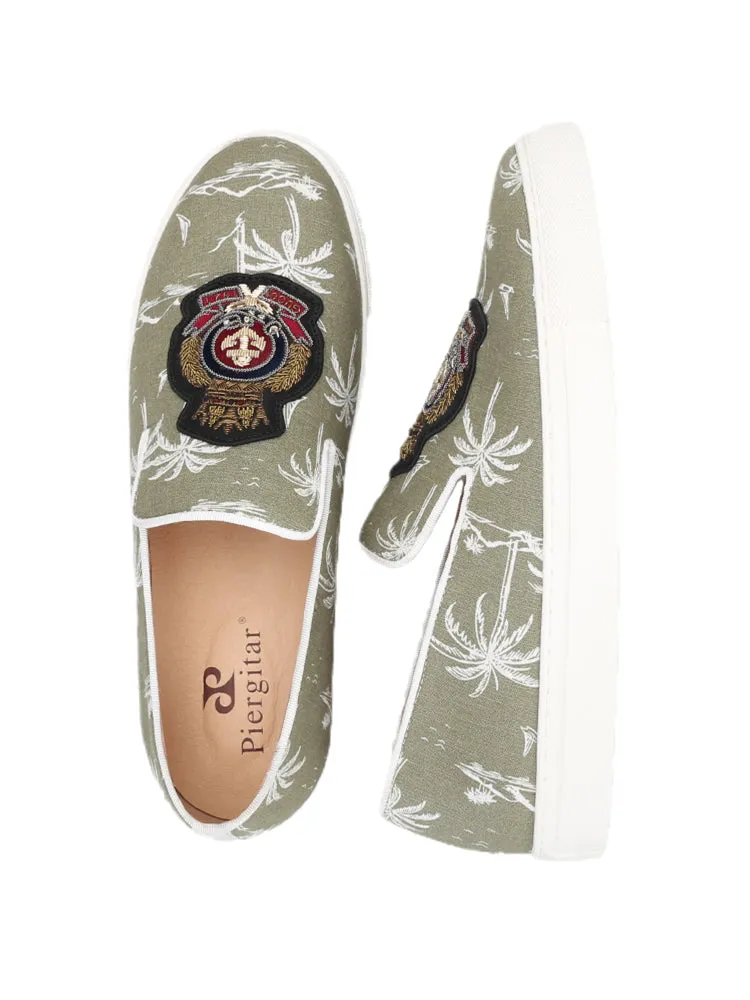 Summer new beach style army green canvas men's casual sneakers handmade Indian silk badge white thick-soled shoes