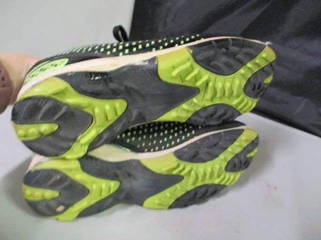 Used Vizari Turf Soccer Cleats Size 5