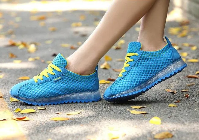 Women's Flat Outdoor Walking Sneakers